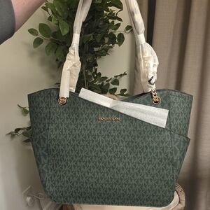 Michael Kors Jet Set Large Chain Shoulder Tote Racing Green Mk Signature Logo
